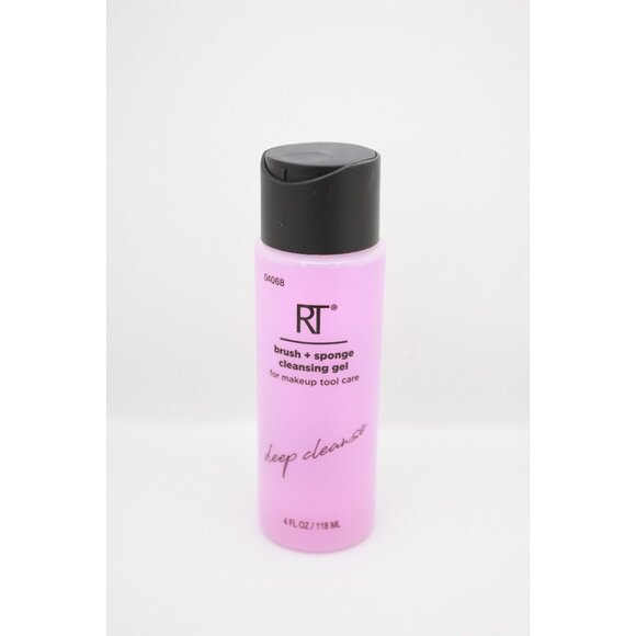 Real Techniques Brush + Sponge Cleansing Gel for Makeup Tool Care 4 fl.oz 118ml - Picture 4 of 8